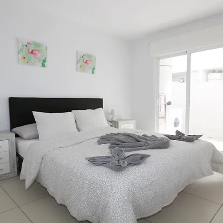 Ref 9959 Green La Marina *